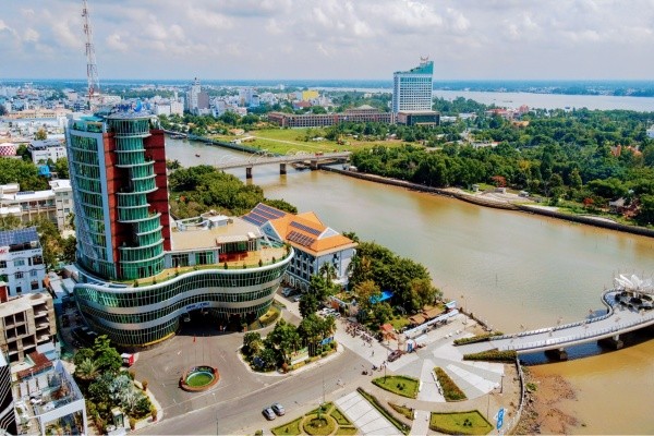 Quận Ninh Kiều phát triển nhanh chóng nên kéo theo nhiều sự cố cống nước